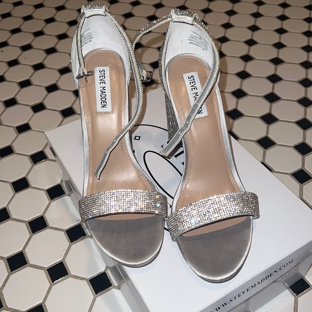 Size 10 GLAMOROUS Steve Madden Wedding Shoe